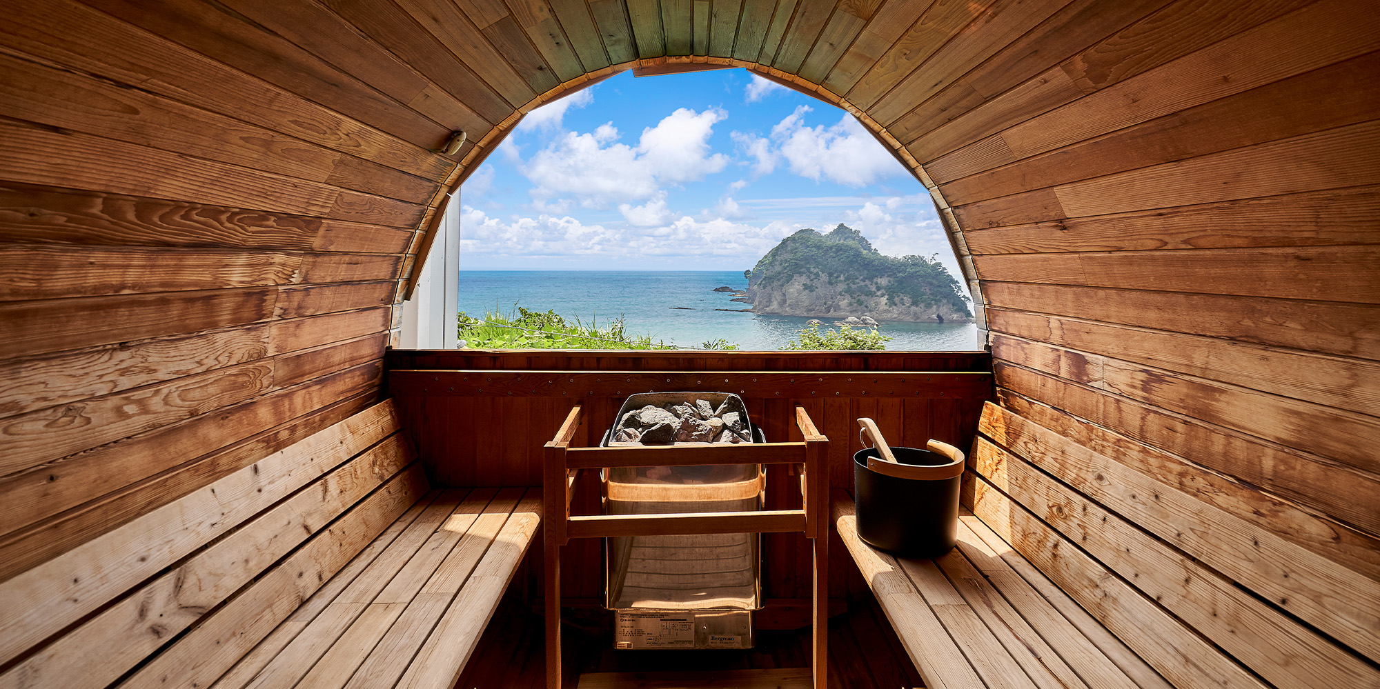 訳あり 新品 Azurite Sea Illumineer's Trove Luxury Ocean View with sauna terrace + open-air hot spring - il